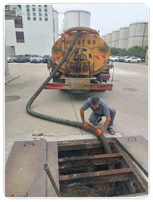 兰洋镇隔油池清掏